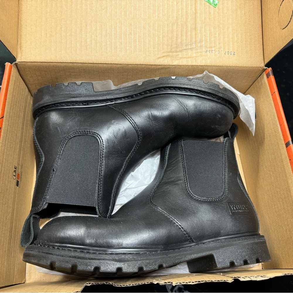 Redwing Worx 6-Inch Romeo Chelsea Boots